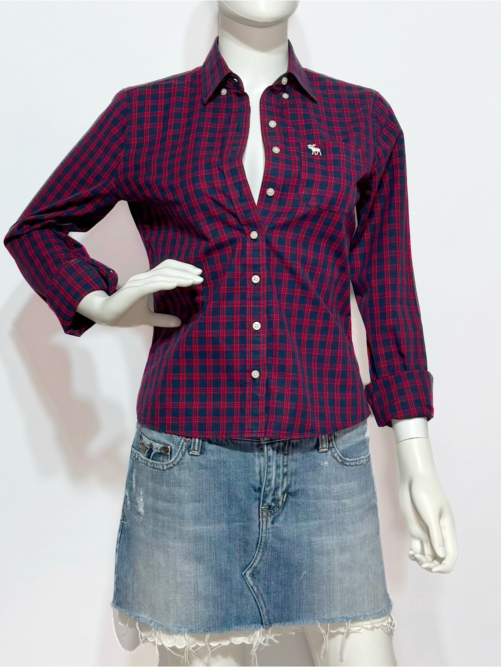 VTG y2k Rare Abercrombie & Fitch red & navy plaid button up shirt | Size S